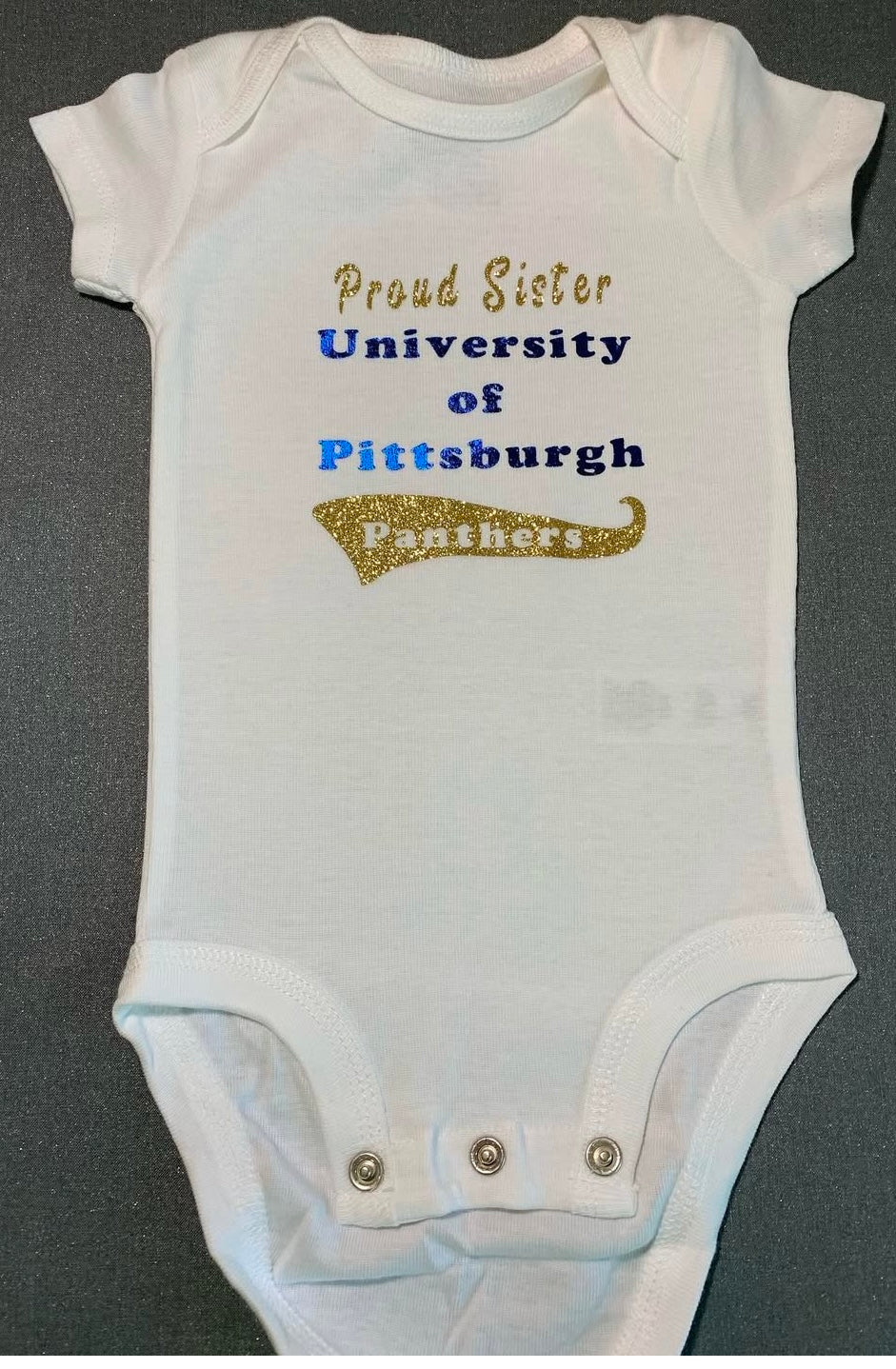 Short sleeve, 2 sided graphic T-shirt