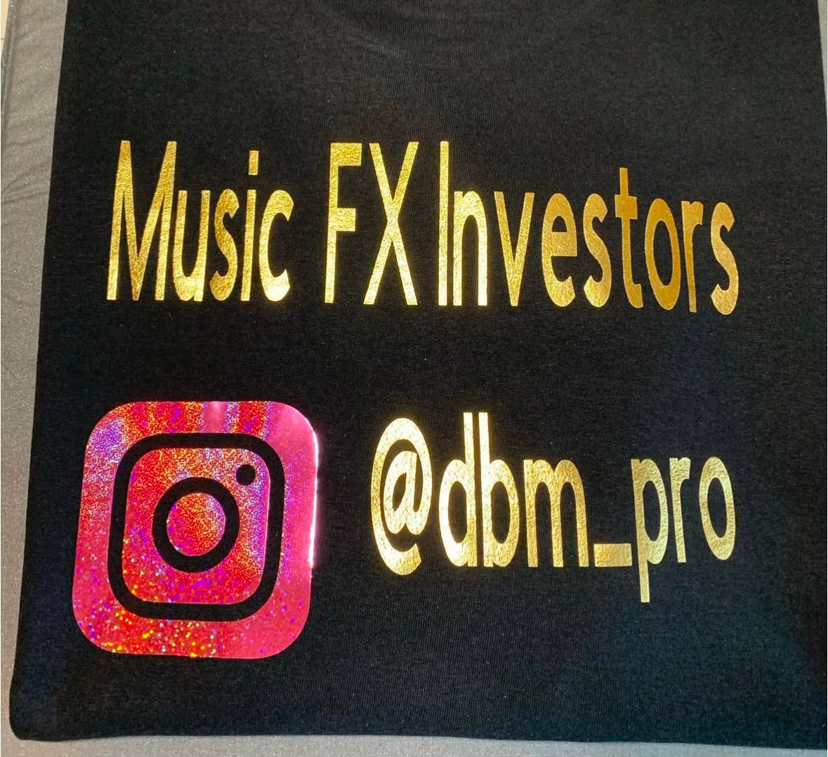 Short sleeve, 2 sided graphic T-shirt